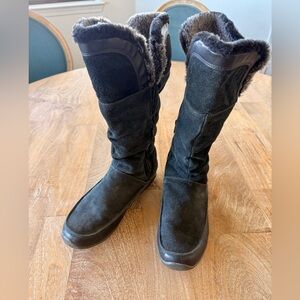 The North Face Black Suede Winter Snow Boots